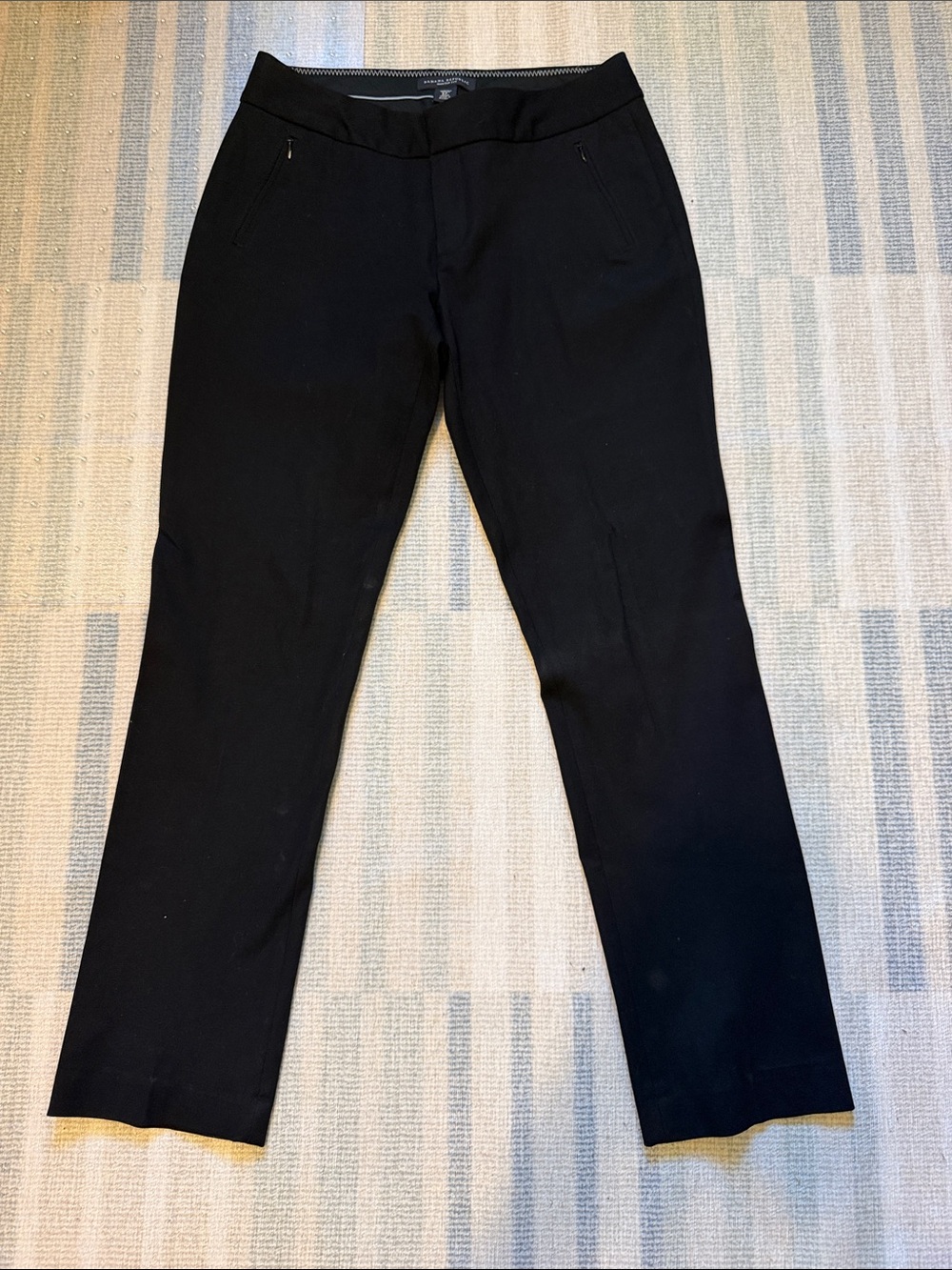 Banana Republic women’s  Martin fit Black Straight-Leg Pants w/ zip pocket
